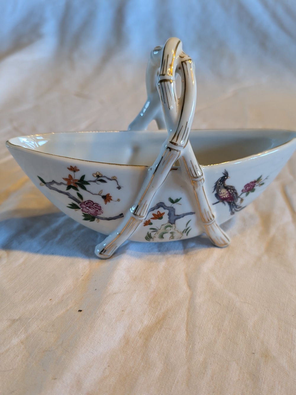 2/30$ Vintage White Porcelain Floral Basket with Gold Trim